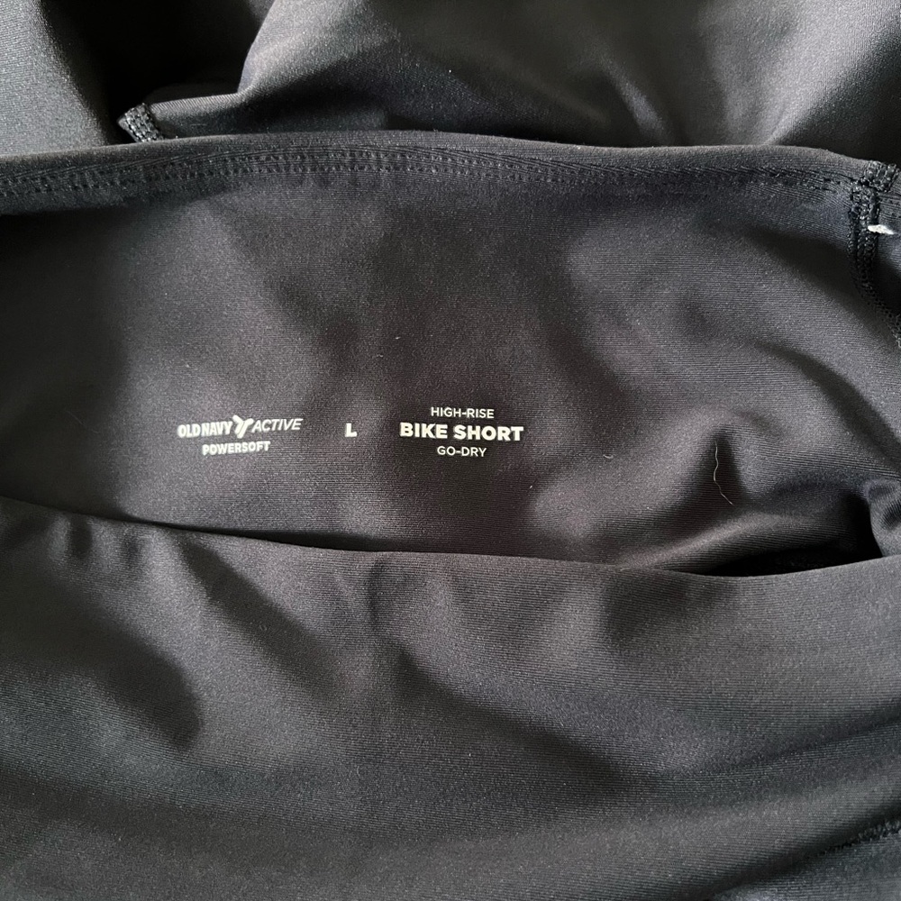 Old Navy Active Powersoft High Rise Bike Shorts 6in inseam size large